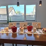 Bei Tanja Und Marcus شقة
